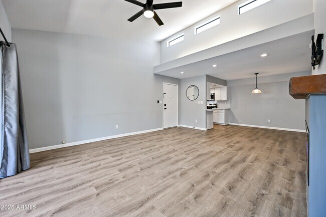 Building Photo - 6480 N 82nd St