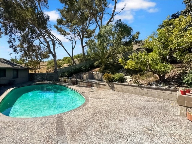 Building Photo - 13 Fruit Tree Rd