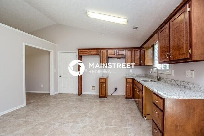 Building Photo - 3 Bedroom Pet-Friendly Home in Covington, ...