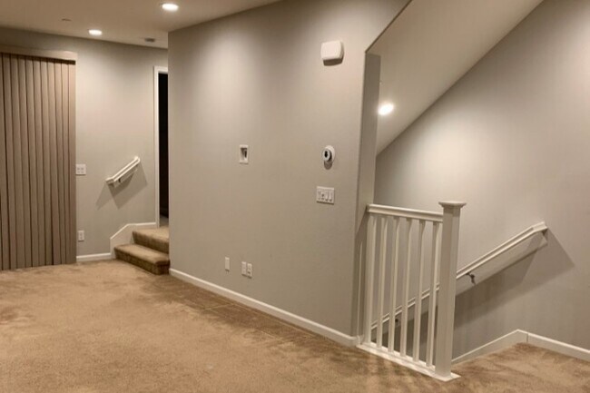 Building Photo - 6050 Dublin Blvd