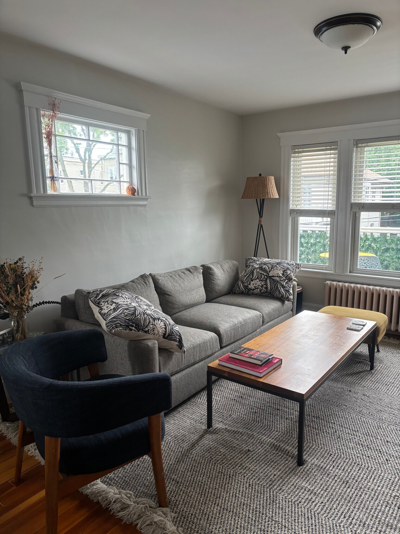 Building Photo - 17 Lesher St