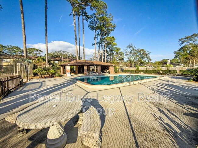 Building Photo - 8204 Oxford Forest Dr