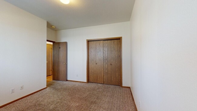 Building Photo - 4525 Steinbeck St