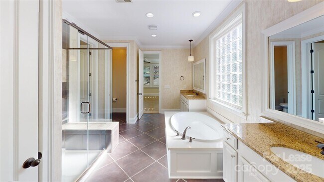 Building Photo - 11052 Preservation Park Dr