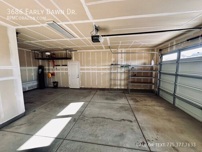 Building Photo - 3686 Early Dawn Dr