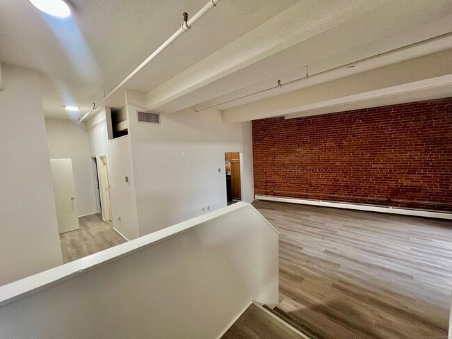 Building Photo - 74 Union Pl