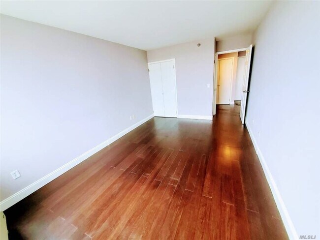 Building Photo - 474 48th Ave-