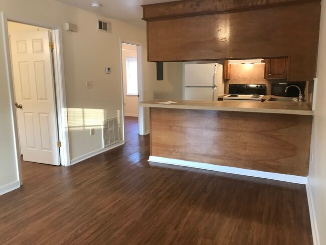 Two bedrooms - Blainewood Oaks