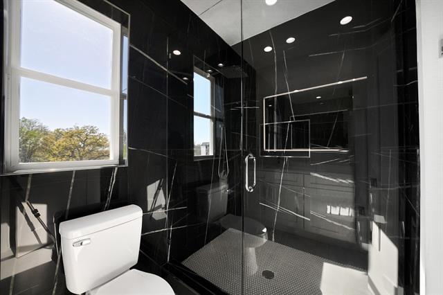 Building Photo - 7207 Mohawk Dr