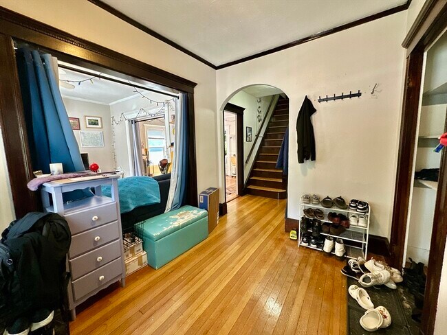 Building Photo - 177 Wachusett St