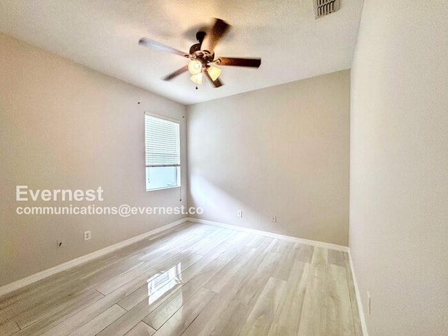 Building Photo - 9019 Edenshire Cir