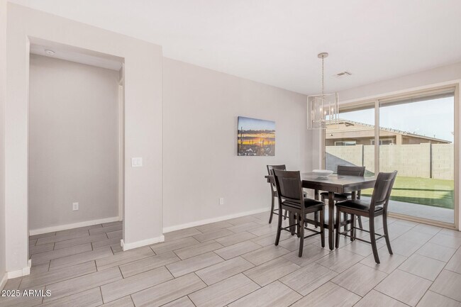 Building Photo - 11022 W Levi Dr