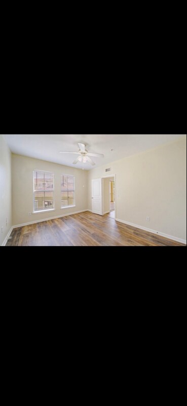 Building Photo - 8290 Gate Pkwy W