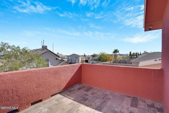 Building Photo - 2364 Tierra Blanda Dr