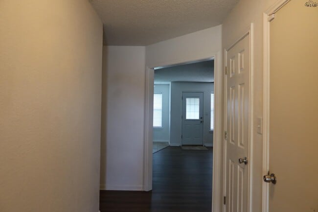 Building Photo - 5223 Air Force Dr