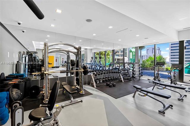 Building Photo - 88 SW 7th St