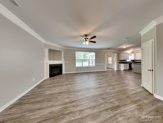 Building Photo - 3644 Catawba Creek Dr