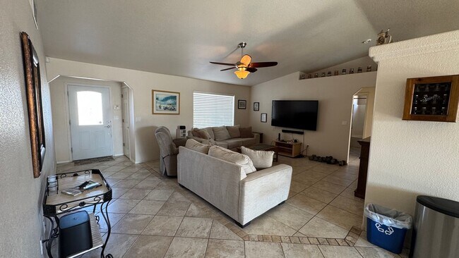 Building Photo - Furnished Pool Home Rental!!