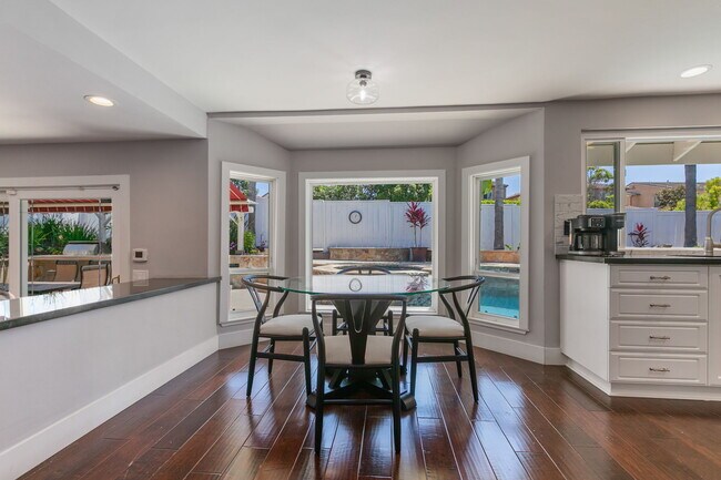 Building Photo - 7446 Trigo Ln
