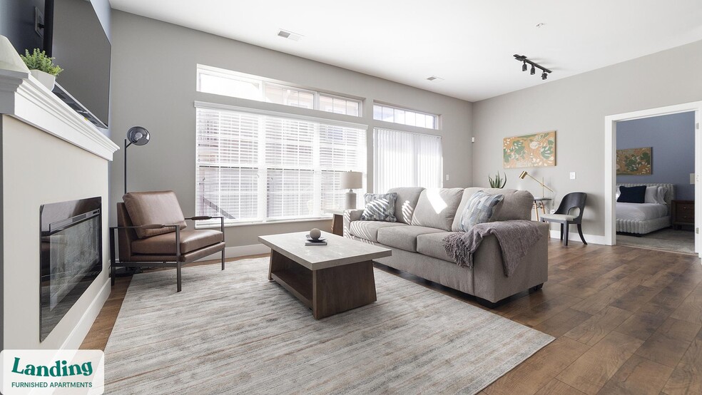 Primary Photo - 41 E 9th Ave