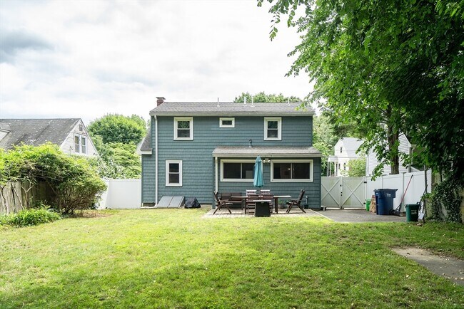 Building Photo - 103 Stimson St