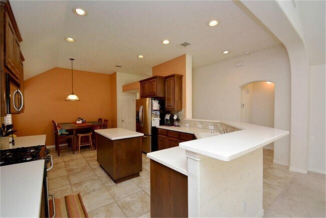 Building Photo - 26418 Cole Trace Ln