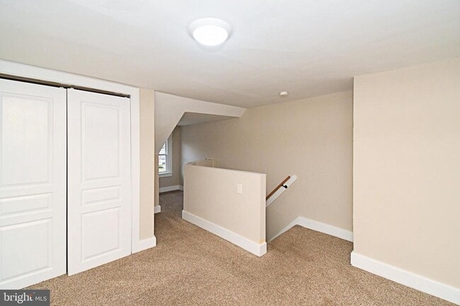 Building Photo - 778 Starr St