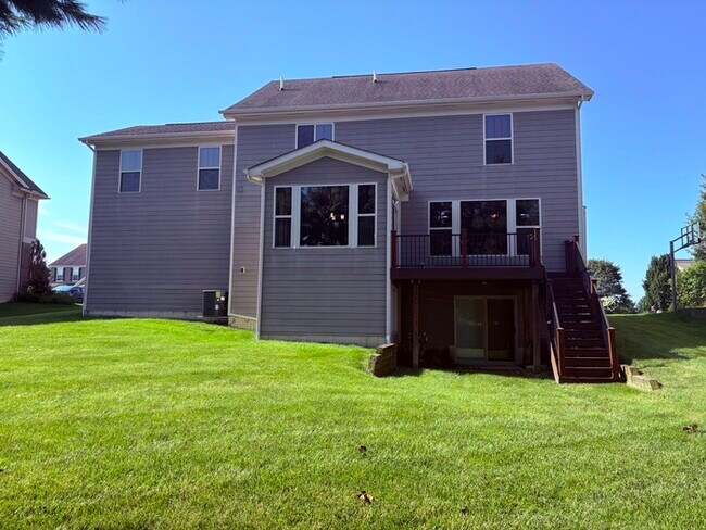 Building Photo - Charming 4 beds 2 bath in Lewis Center!