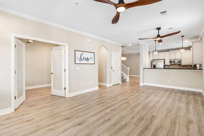 Building Photo - Coastal Luxury Townhome in Gated Amelia Island Community with Elevator & Garage