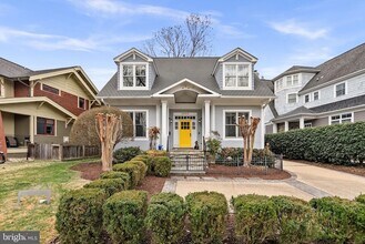 Building Photo - 6603 Glenbrook Rd