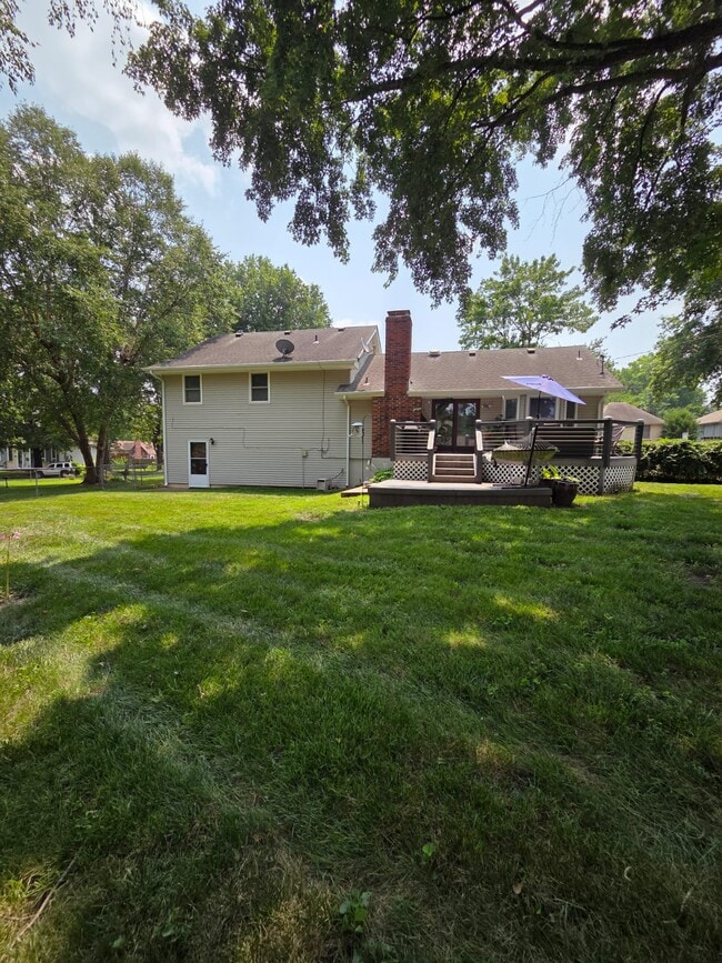 Building Photo - 18706 E 28 St S, Independence, MO 64057