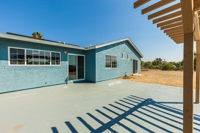 Building Photo - 714 Herbert St