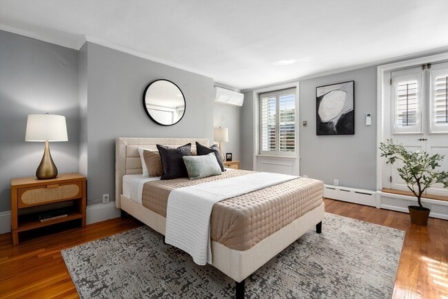 Building Photo - 458 Beacon St