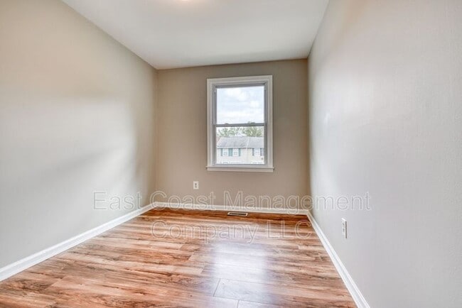 Building Photo - 5413 King Arthur Cir