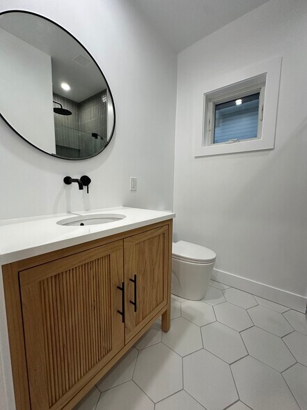 Bathroom 2 - 1285 W 67th St