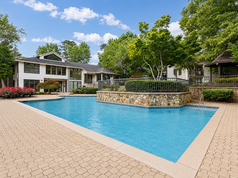 Building Photo - Avana Court