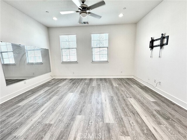 Building Photo - 920 Spadra Ave