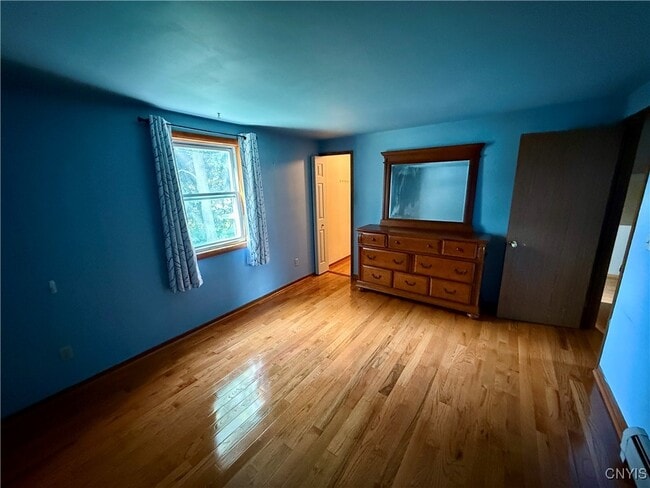 Building Photo - 8339 Zenith Dr