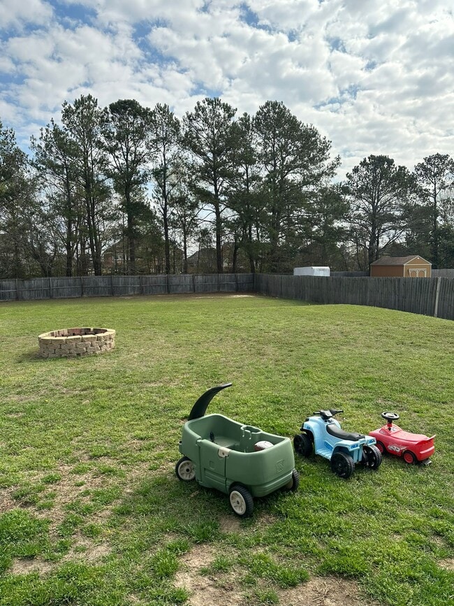 Building Photo - 26 Apache Trail