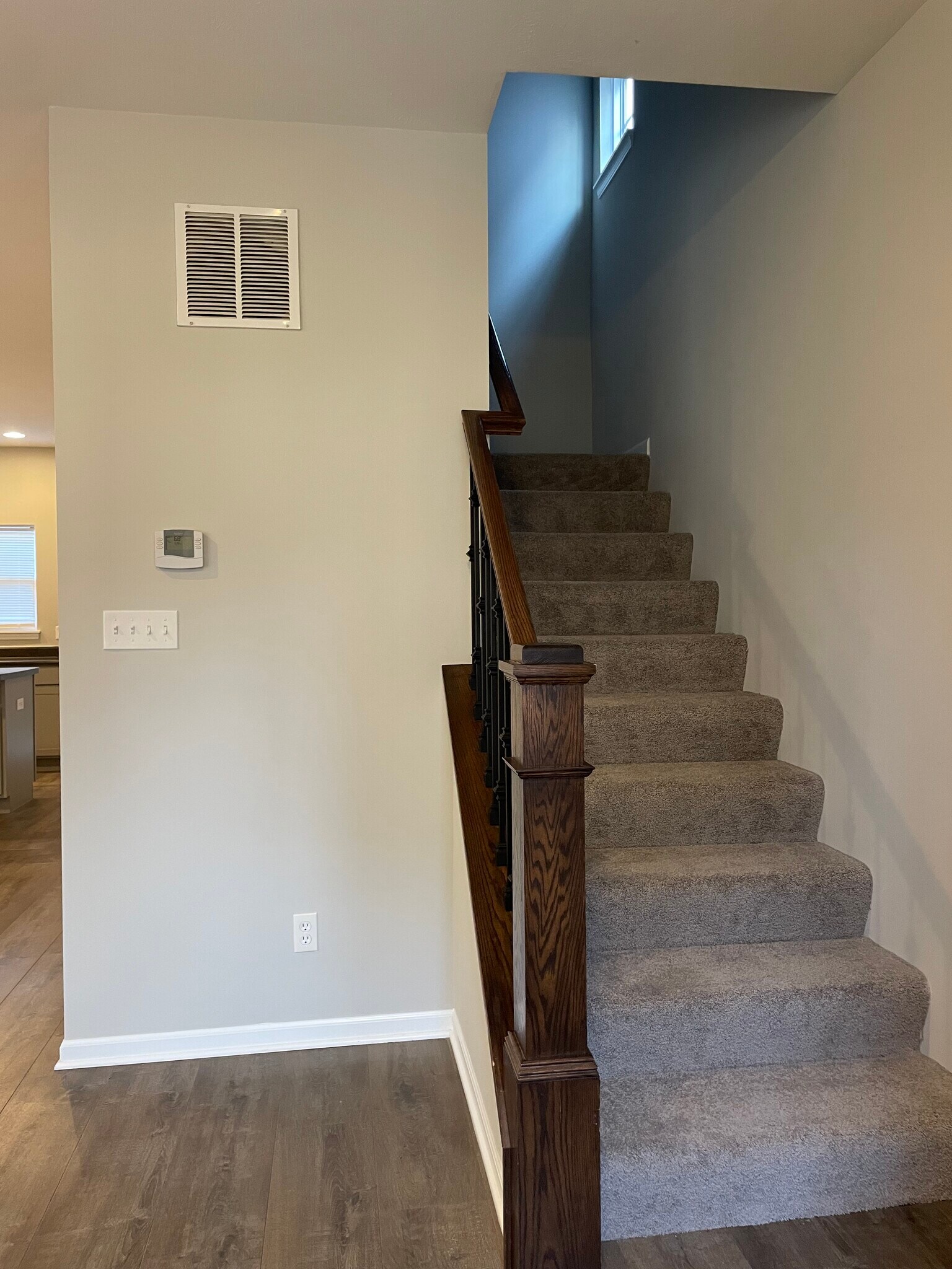 Building Photo - 1068 E 115th Ct