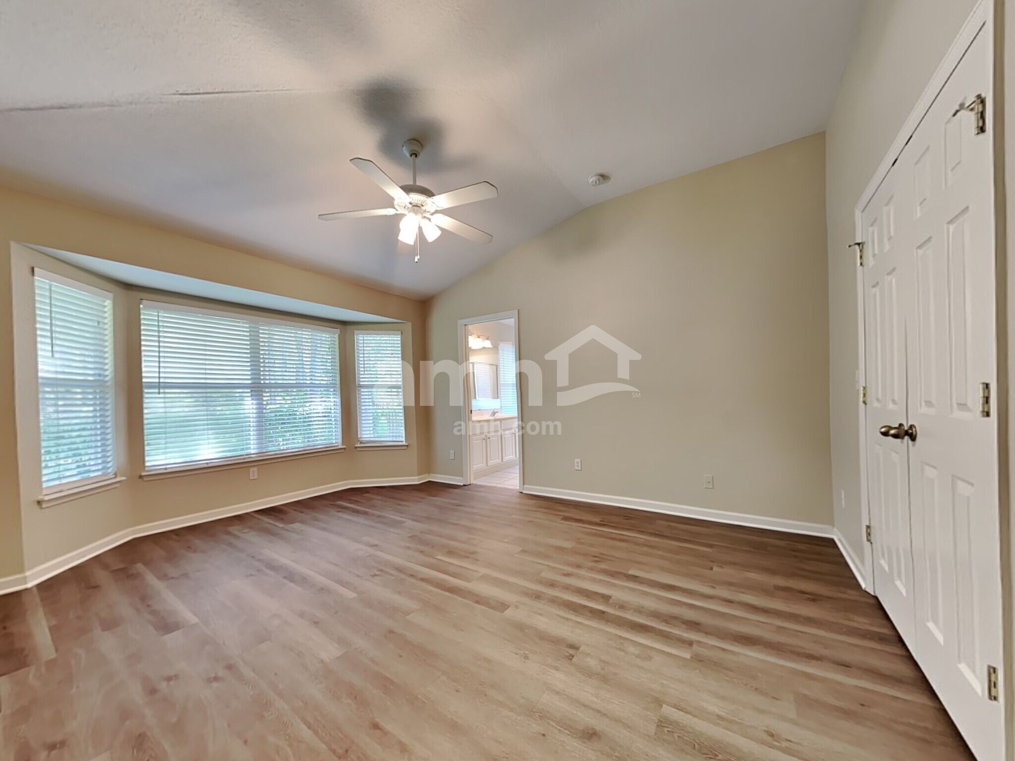 Building Photo - 1008 Beckingham Dr