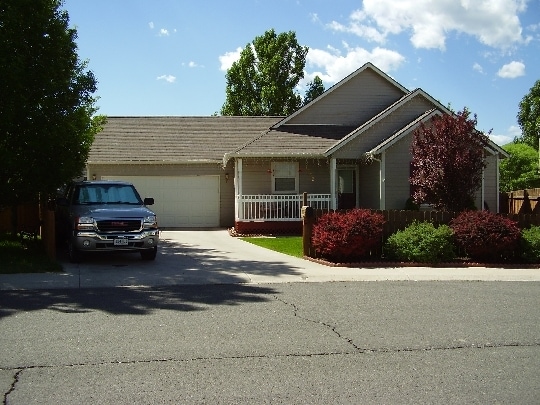 Building Photo - 1552 Balsam Ct