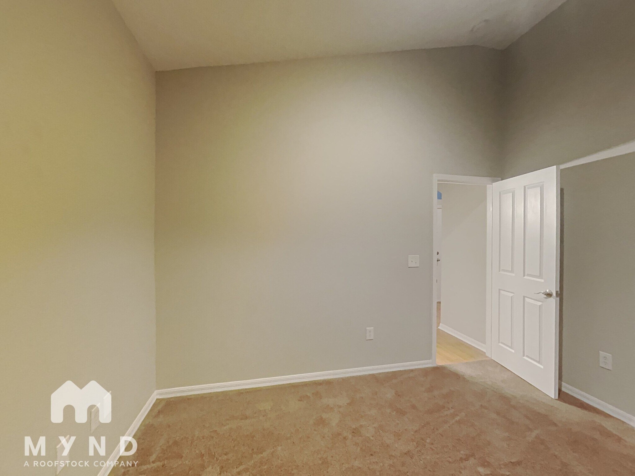 Building Photo - 1328 Maximilian Dr