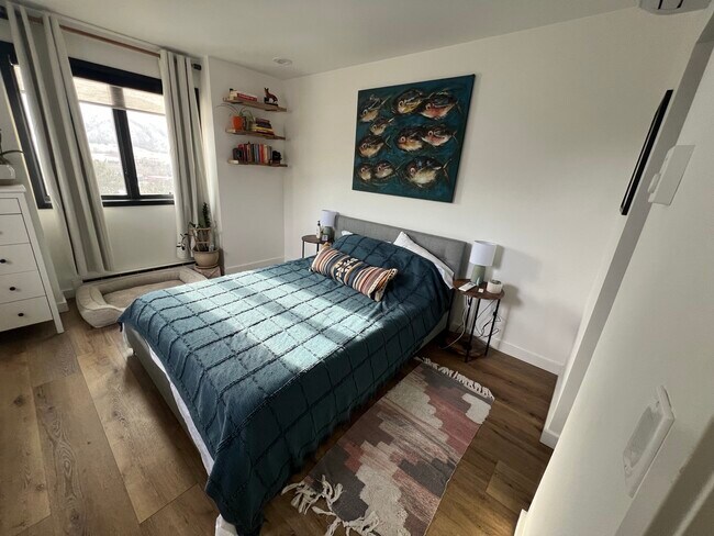 Building Photo - 168 Original Rd