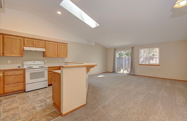 Building Photo - 3bd 2ba Ranch Style Home in North Salmon Creek - Avail Now!
