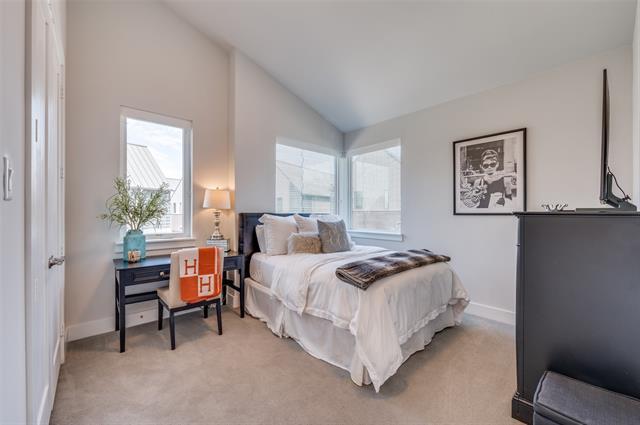 Building Photo - 9142 Prado Ln