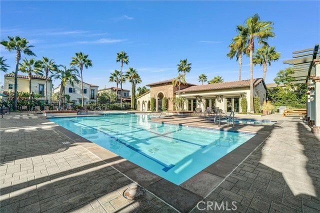 Building Photo - 519 S Melrose St