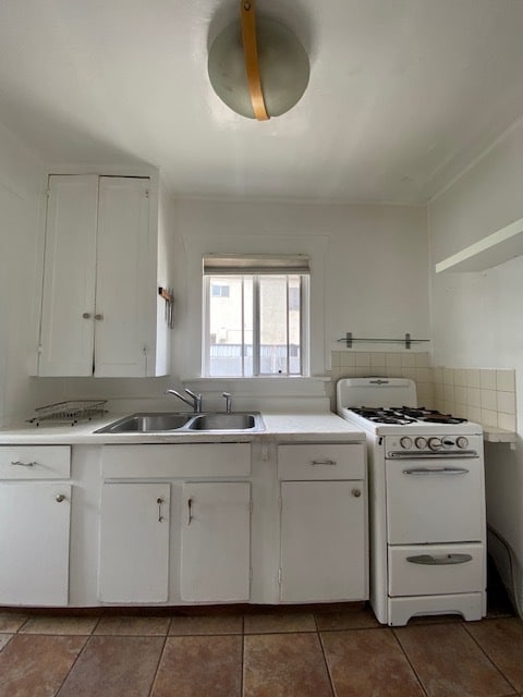 Building Photo - 649 Santa Clara Ave