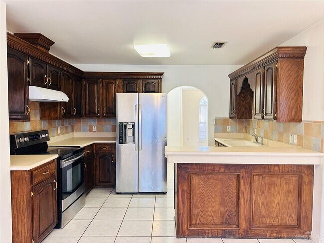 Building Photo - 19-31 1/2 W 31st 1/2 St