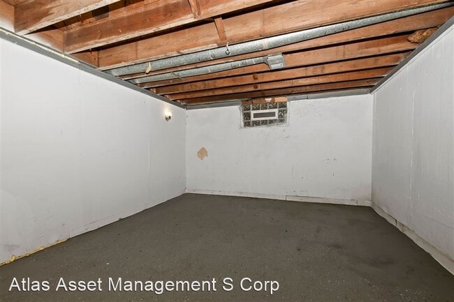 Building Photo - 12751 S Wallace St